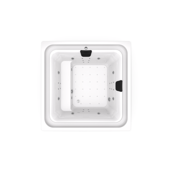 CHI OVERFLOW WHIRLPOOL BATHTUB 1